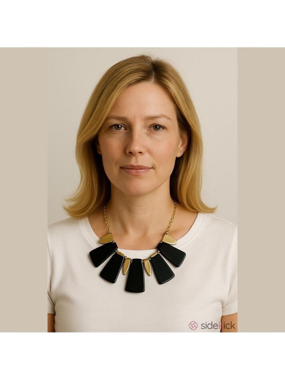 Costume Jewelry Necklace